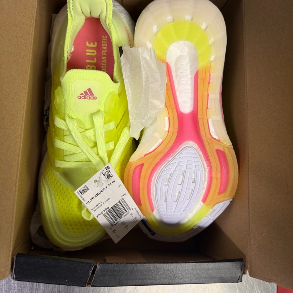 Adidas Ultraboost 21 Womens Shoes